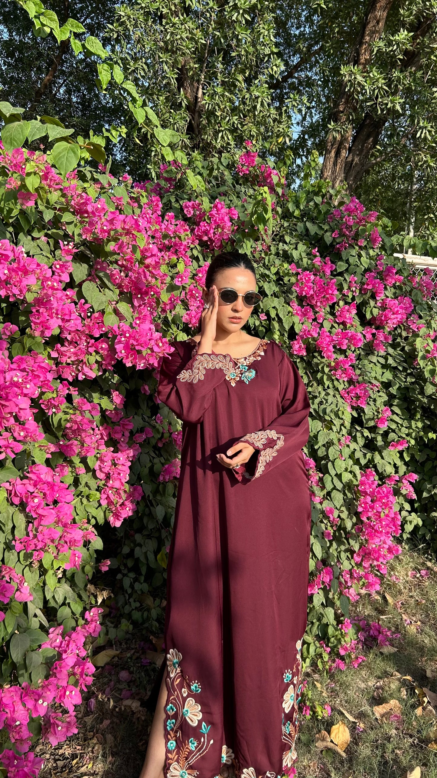Mehroon kaftan